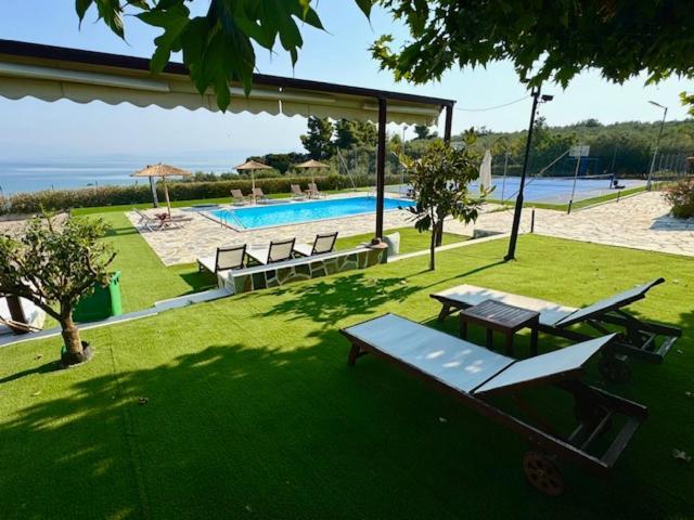 Rouga Paradise Resort Vonitsa Exterior photo